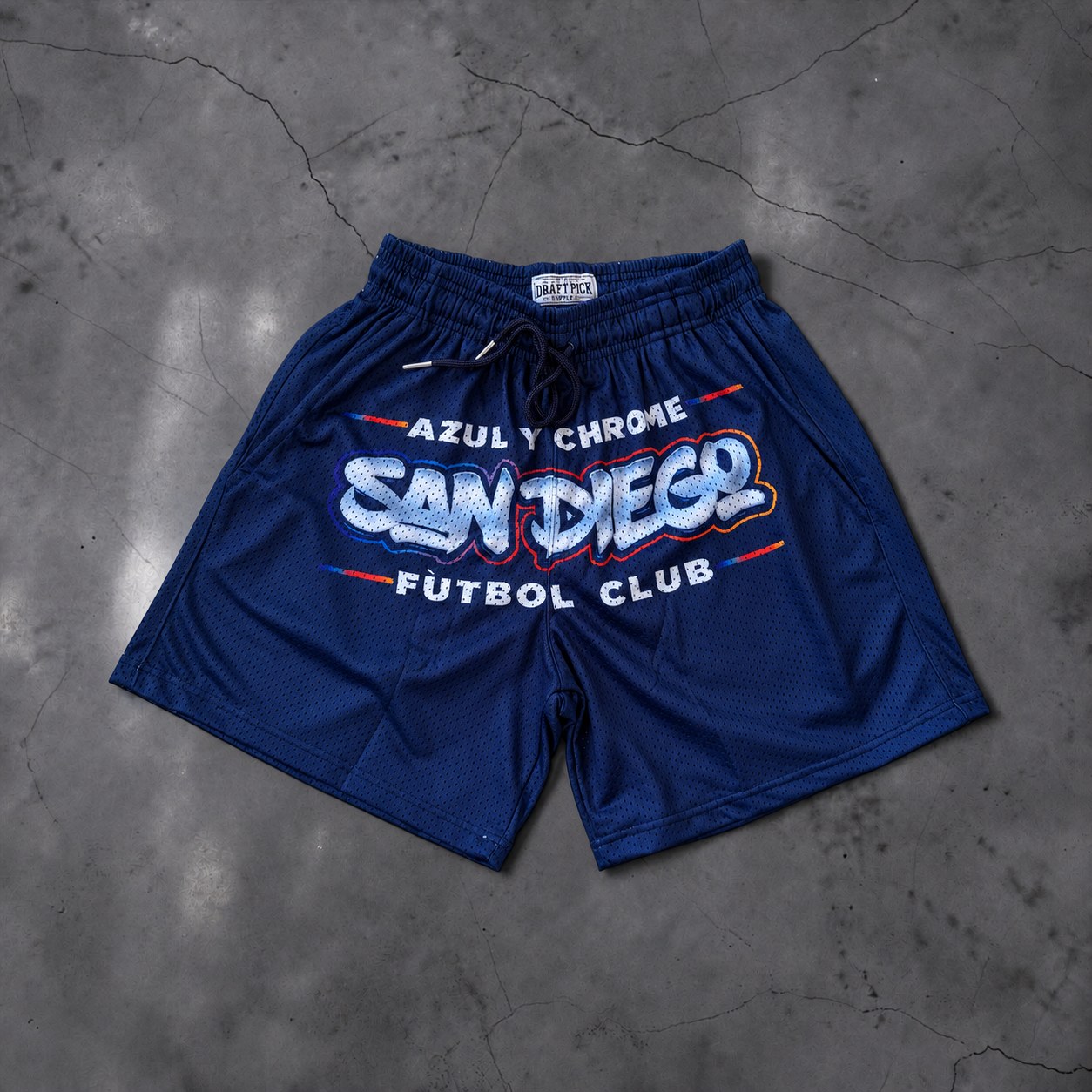Azul y Chrome — mesh shorts